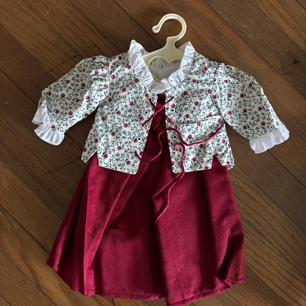Felicity- American Girl Doll Pleasant Company with Clothing Collection - Picture 13 of 16